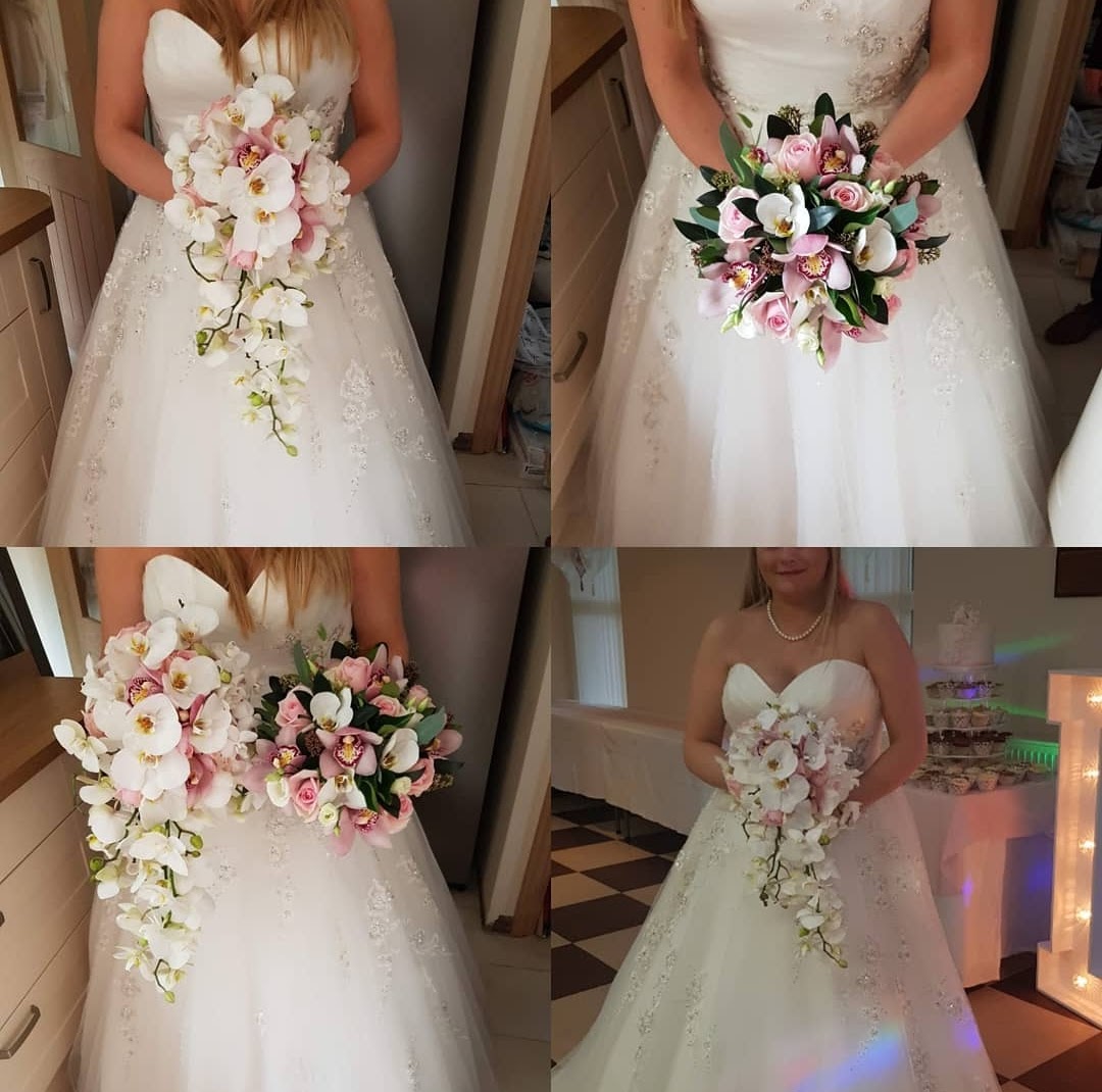 Bride&, bridesmaid 
