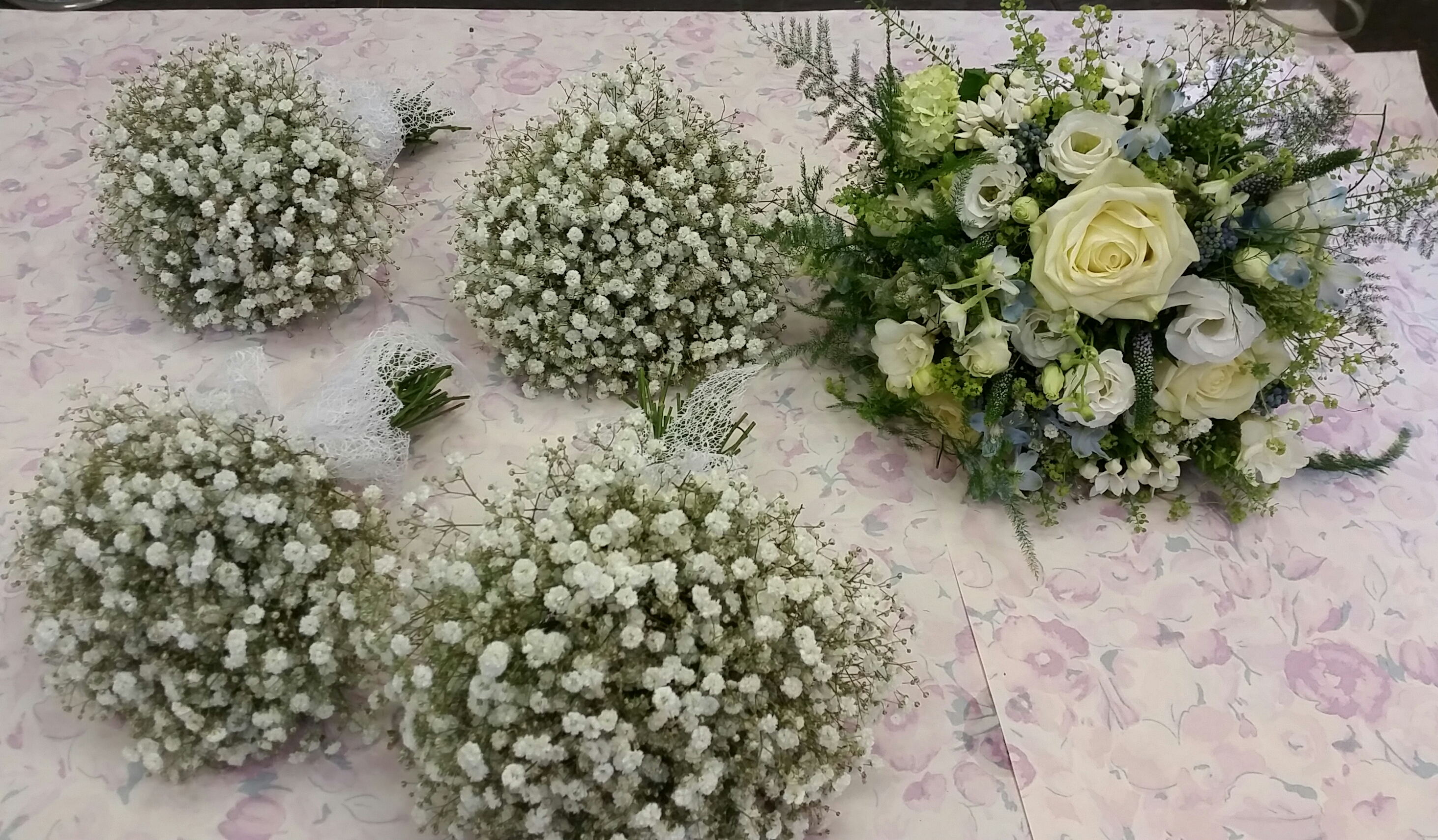 Gyp bouquets