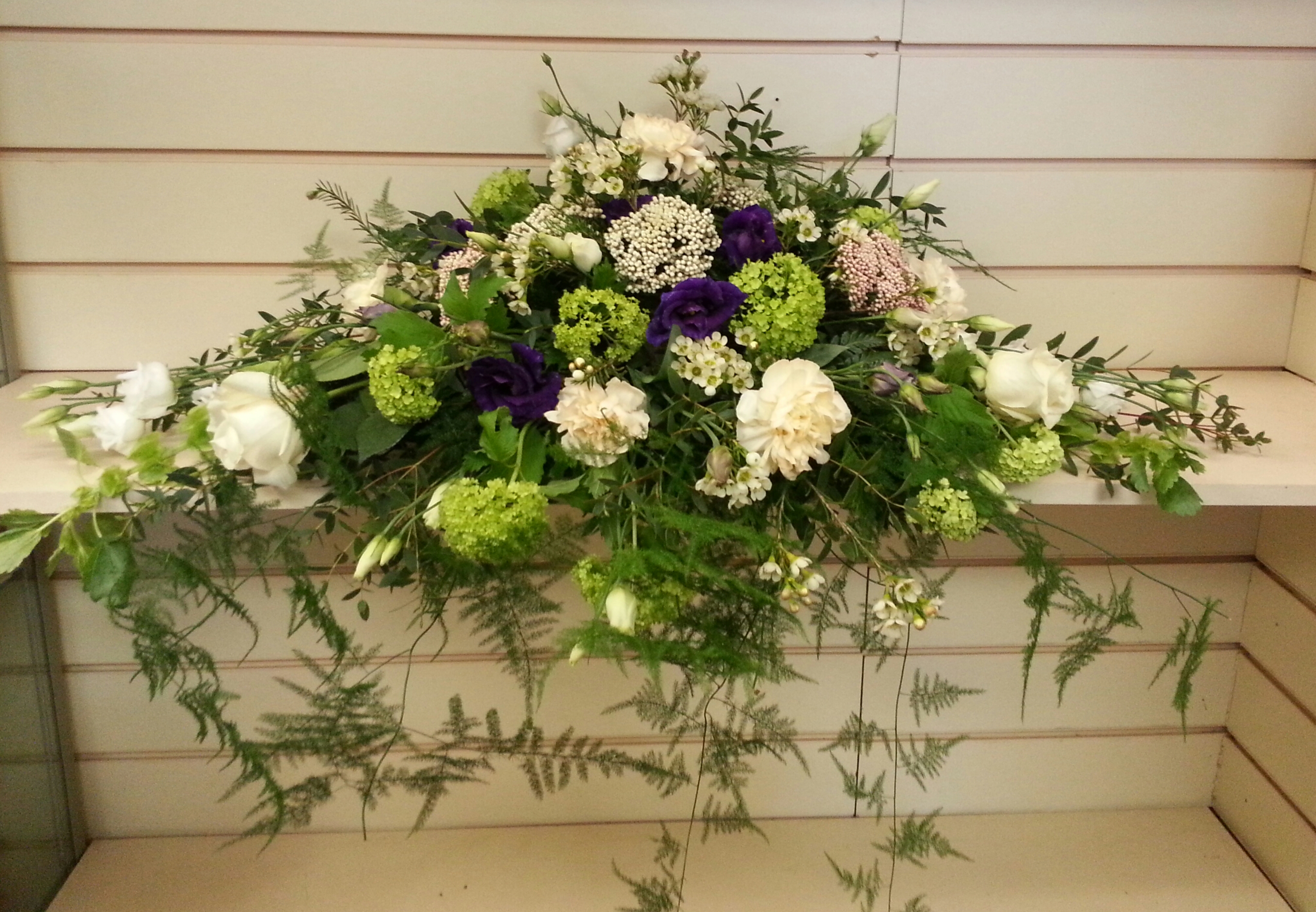 Fireplace arrangement 2.5 ft long