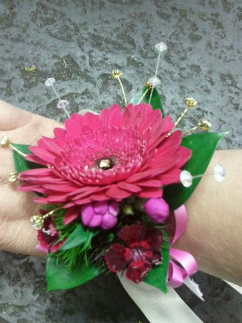 Gerbera And Diamante Wristlet