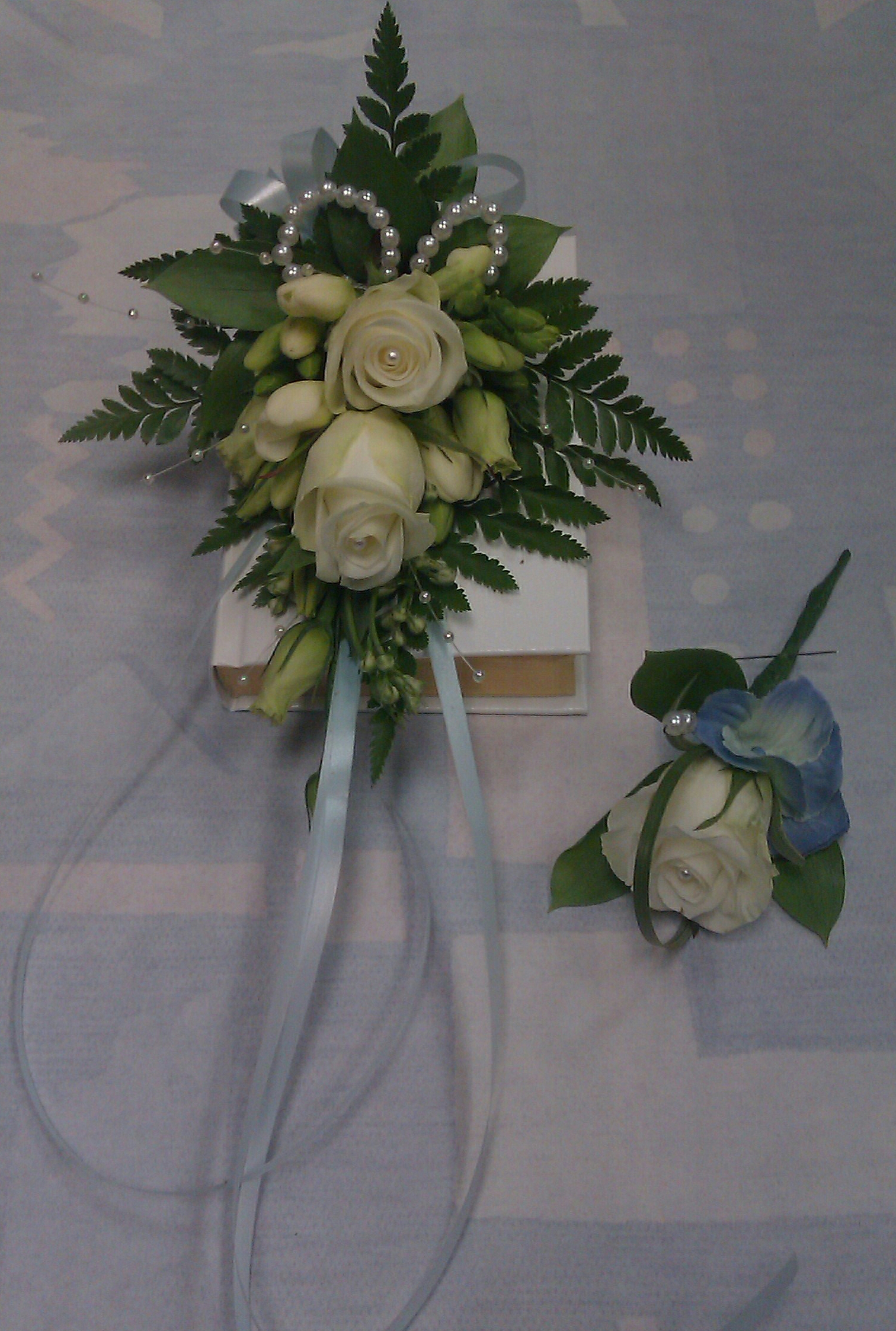 Bridal prayer book spray